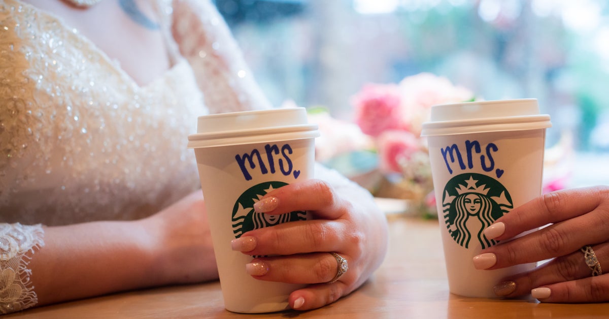 Strangers Help Brides Marry At Starbucks After Wedding Fell Through |  HuffPost Life