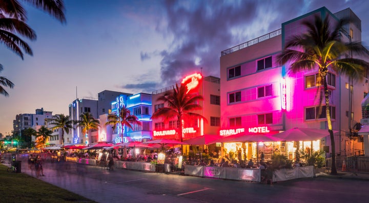 A Miami Beach police officer was arrested after he allegedly demanded that a valet company give him $1,000 in cash each month