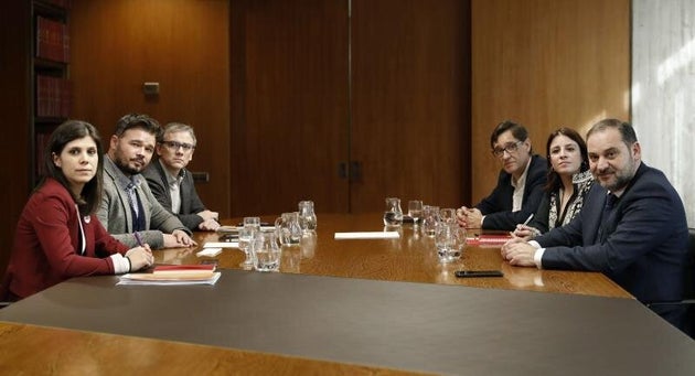 Los negociadores del PSOE y ERC, en una de sus recientes