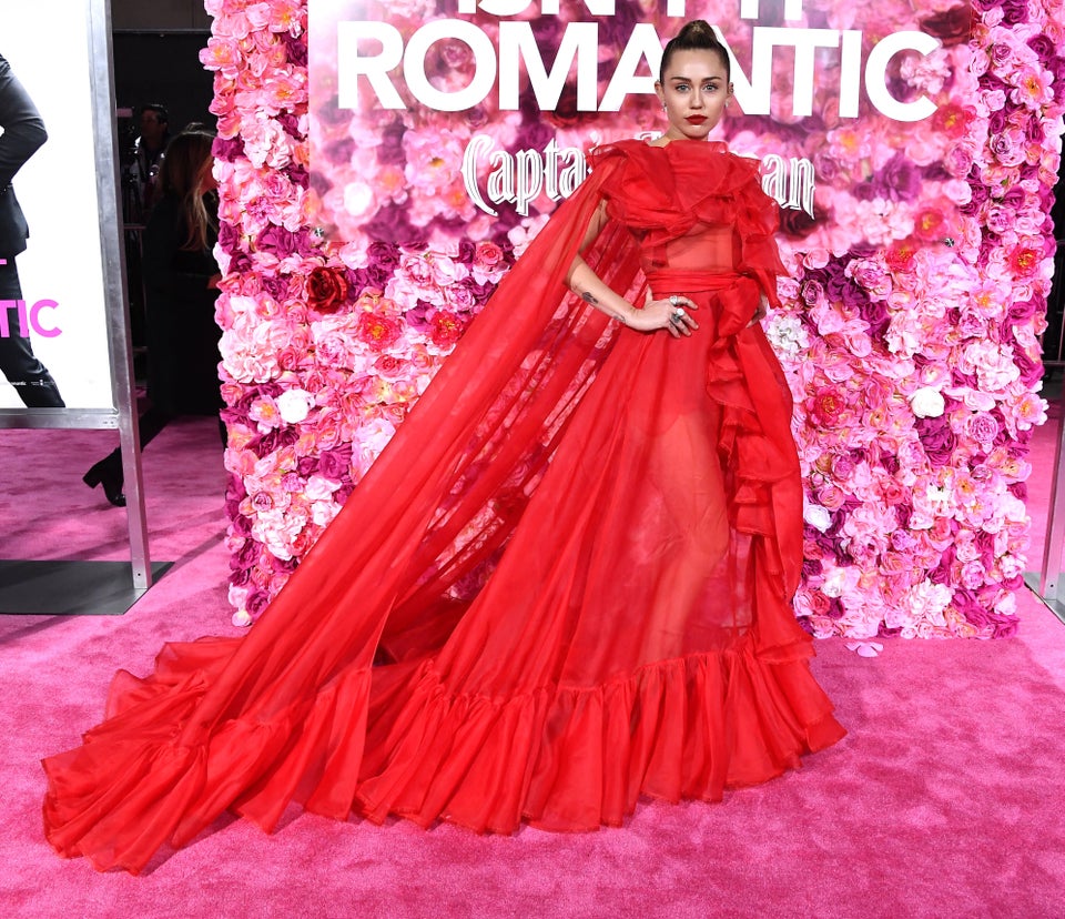 The Best Red Carpet Looks Of 2019: A Comprehensive Look Back | HuffPost ...