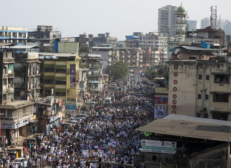 Demonstrators walk during a protest march against a new citizenship law, on the outskirts of Mumbai, India, December 18, 2019. REUTERS/Francis Mascarenhas