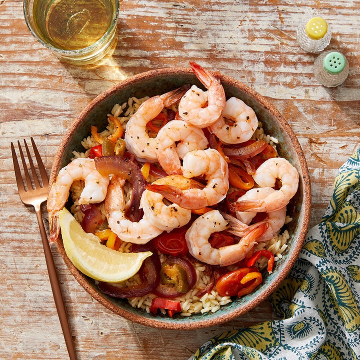 One of Blue Apron's new WW-approved recipes for 2020 includes this Veracruz-style shrimp and vegetables with brown rice. The recipe also happens to be under 500 calories.