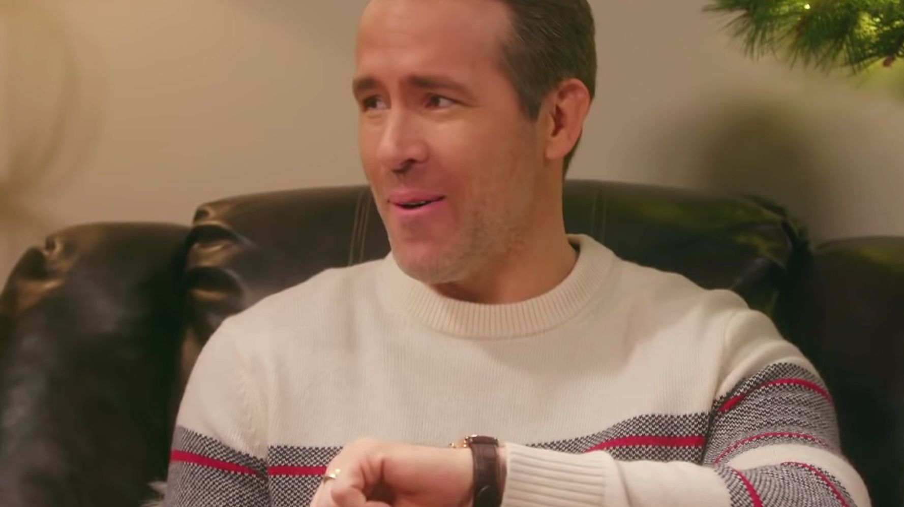 Ryan Reynolds Unveils Disgusting Way To Make Holiday Guests Leave In Tonight Show Bit 