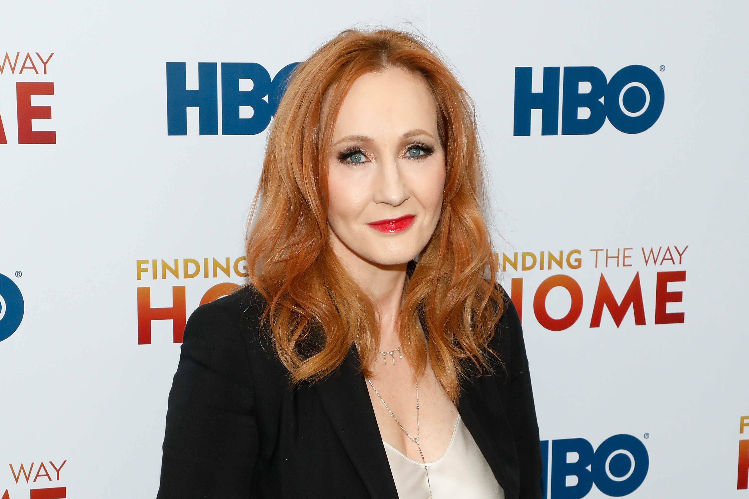 JK Rowling Faces Backlash After Support For Woman Fired Over ...