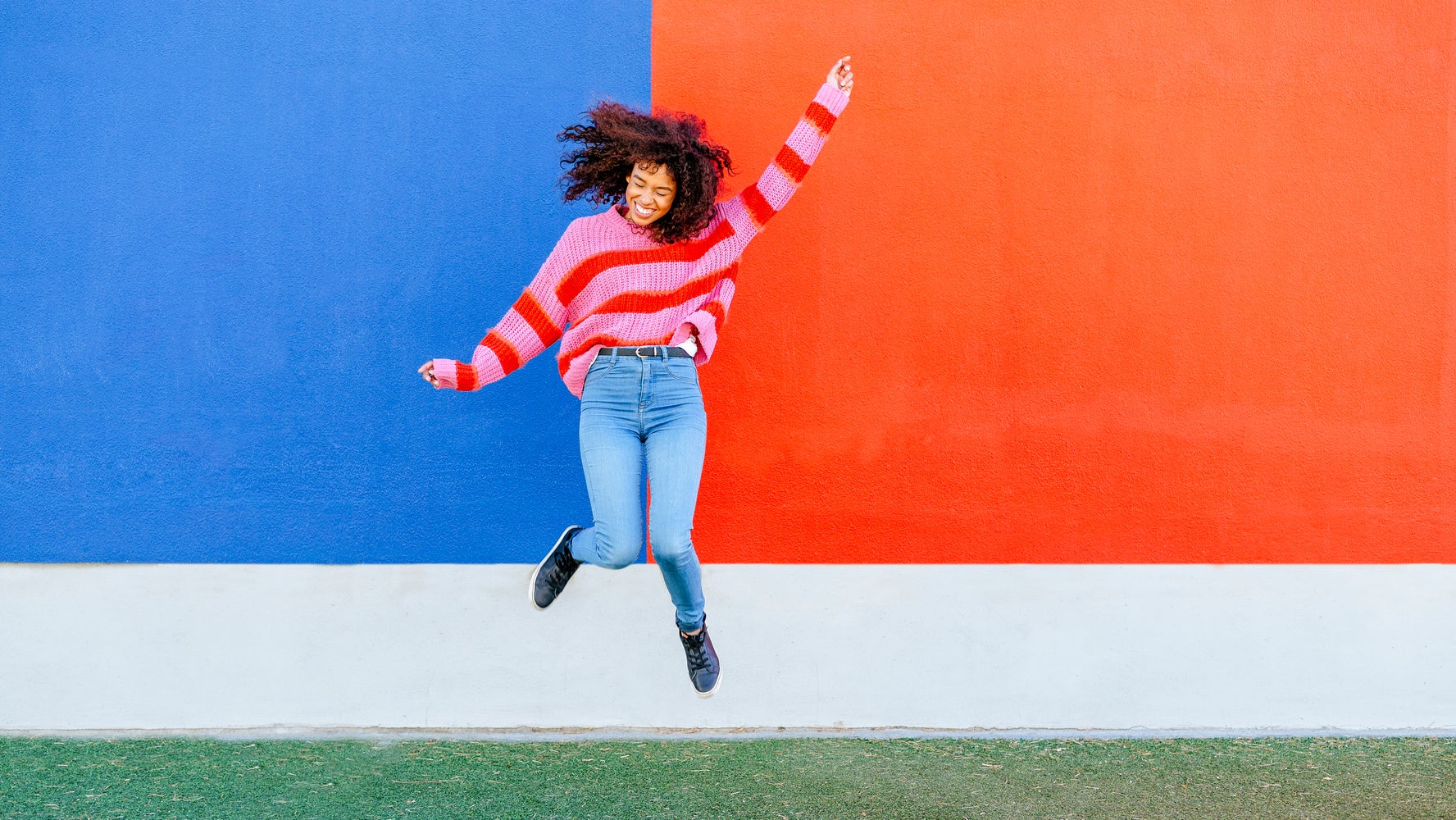 20 Ways To Be A Happier Person In 2020, According To Therapists | Huffpost  Life