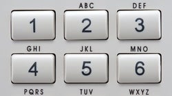 結婚をしたのに、しょっちゅう道で番号を聞かれた理由