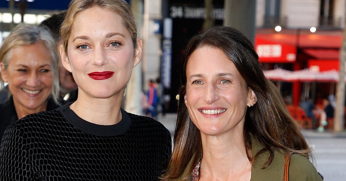 Marion Cotillard En Couple Avec Camille Cottin Marion Cotillard et Camille Cottin en plein karaoké sur "Gangnam Style
