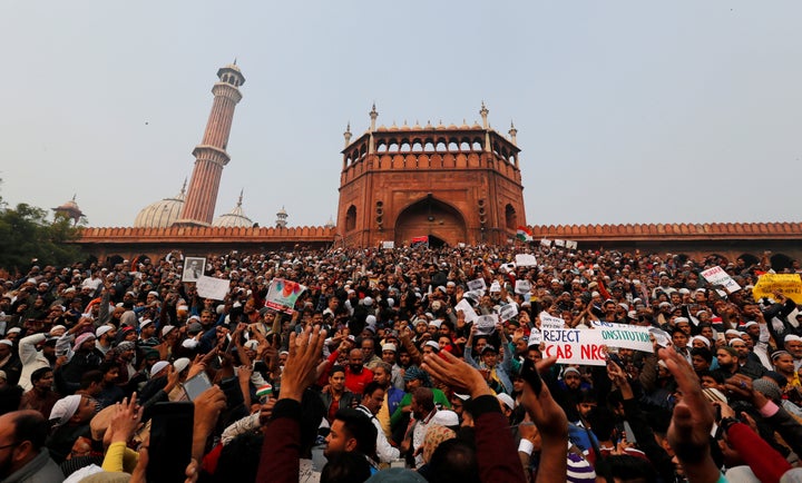 Demonstrators attend a protest against a new citizenship law, after Friday prayers at Jama Masjid in the old quarters of Delhi, India, December 20, 2019. REUTERS/Danish Siddiqui