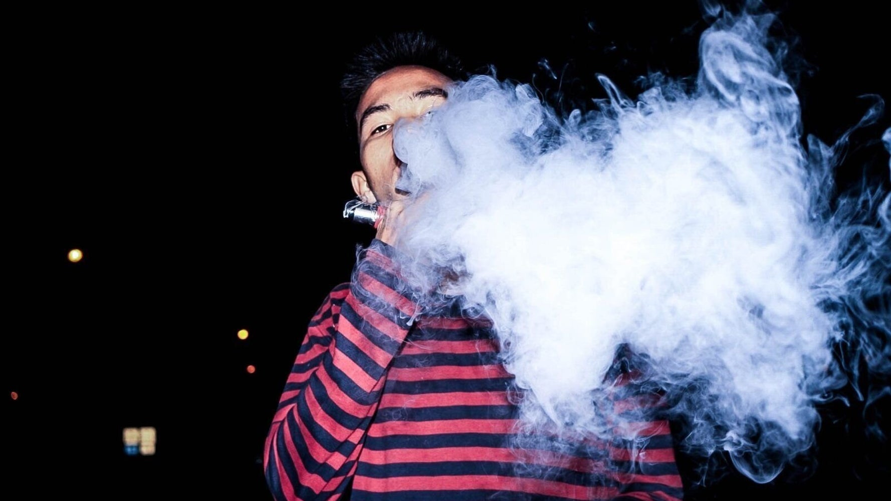 アメリカ議会 タバコおよび電子タバコ購入可能年齢を21歳に引き上げる案を可決 ハフポスト