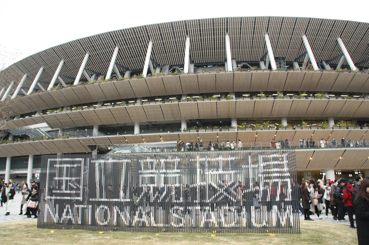 新国立競技場の正面