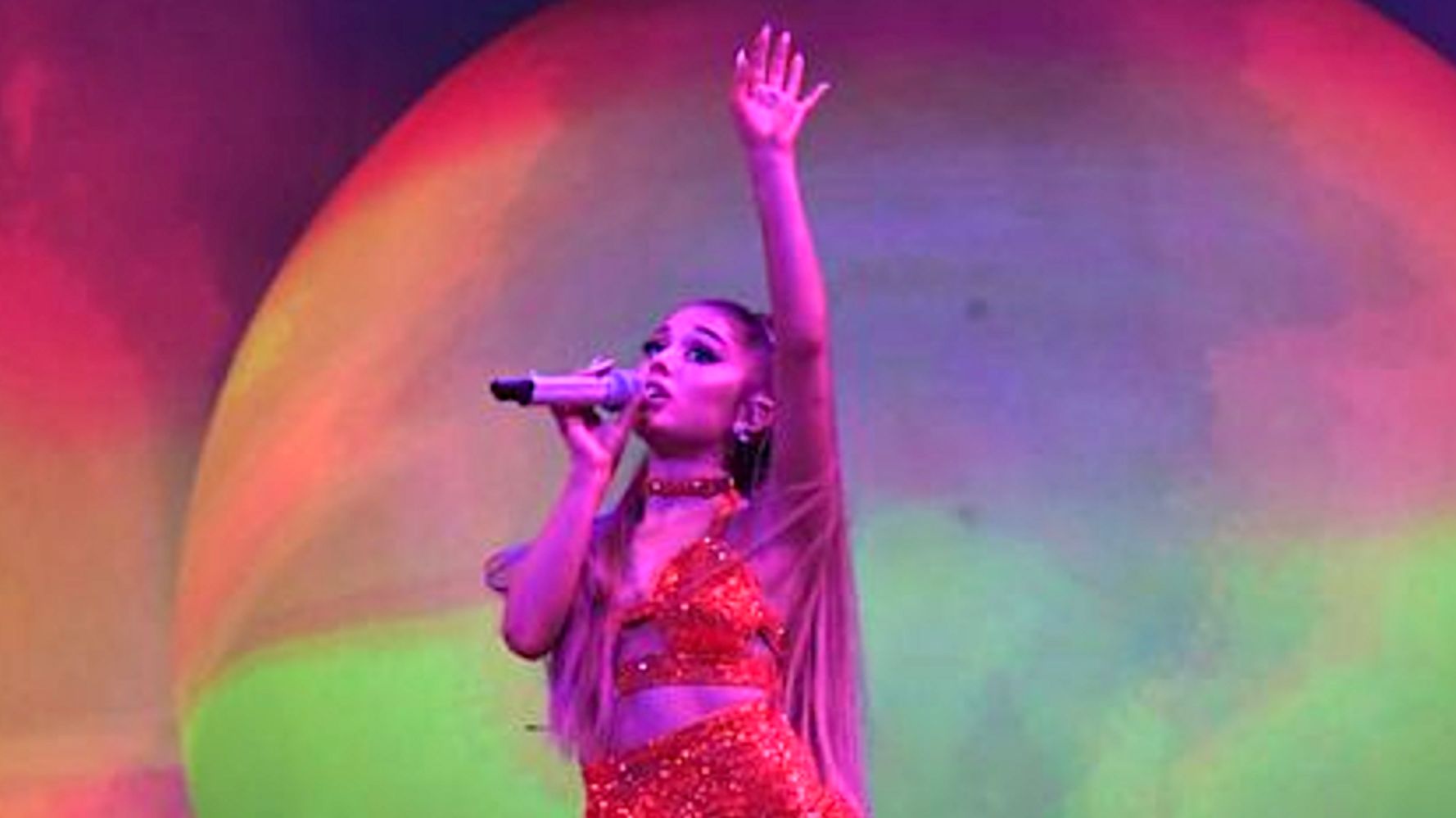 Ariana Grande Releases New Live Album As Sweetener Tour