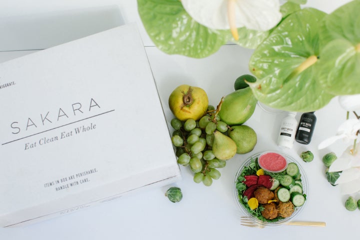 I snagged a sample box for review to try out Sakara for myself. Here's what I thought.