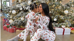 Kylie Jenner offre une bague en diamant à Stormi pour Noël, les fans