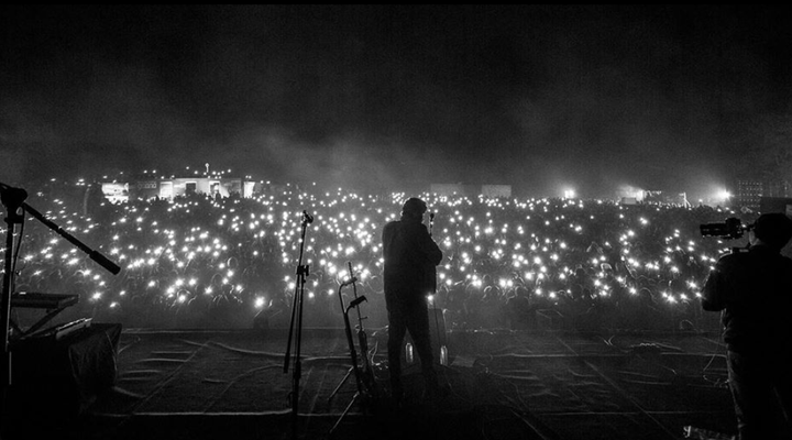 Prateek Kuhad performing on stage