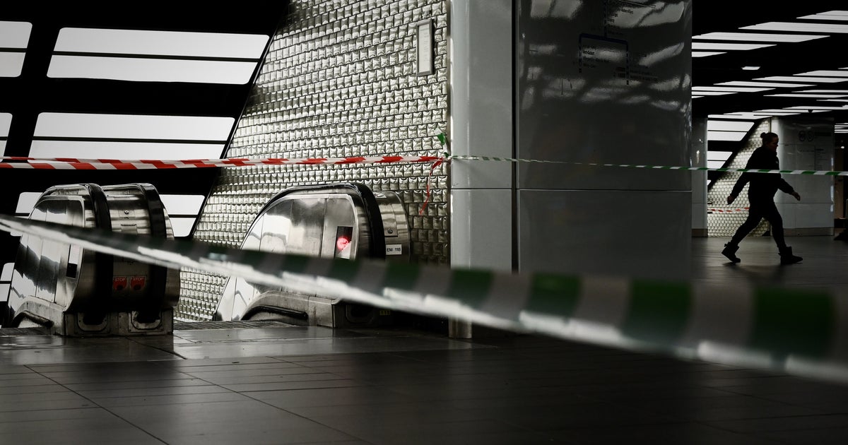 Greve Ratp Du 30 Decembre Deux Lignes Fermees Le Reste Du Reseau Fortement Perturbe Le Huffpost