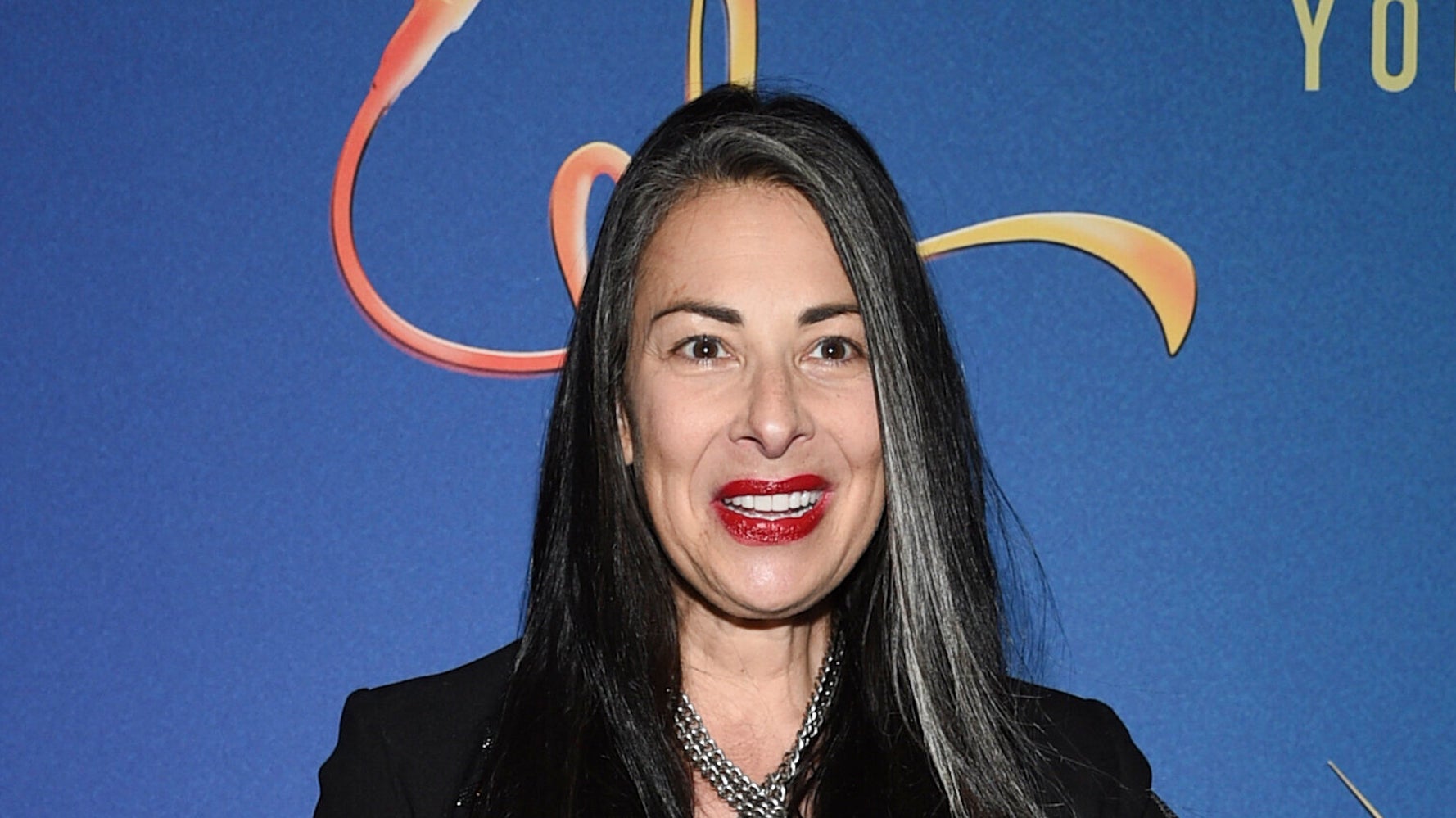 Former What Not To Wear Host Stacy London Wraps 2019 With Touching 6240