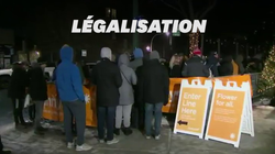 À Chicago, des centaines de personnes patientent dans le froid pour acheter du cannabis