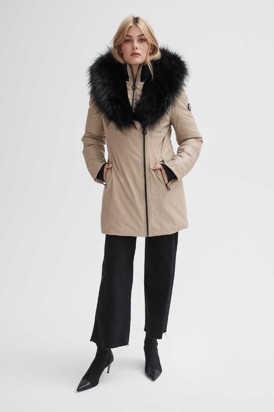 21 Paltone geachete ideas | jachete, ținute, haine