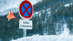 Une avalanche en Isère tue un militaire, un autre gravement