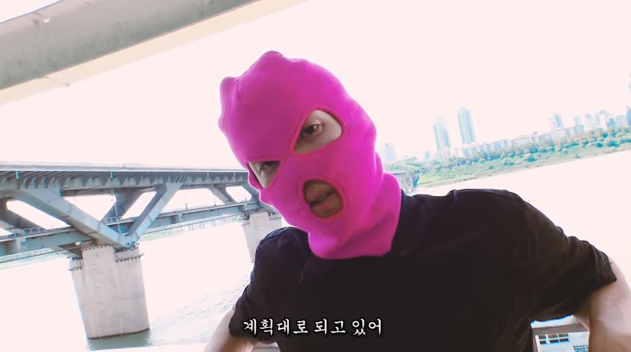 계획대로 되... 되고 있는 거 맞지?