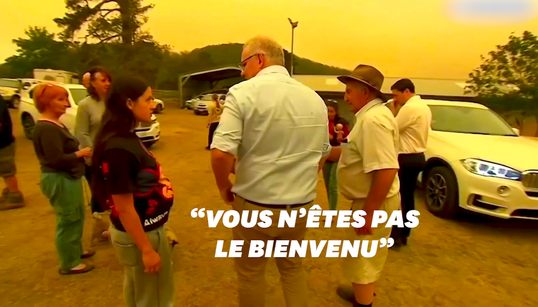 Le Premier ministre australien pris à partie par les habitants d’une commune victime des