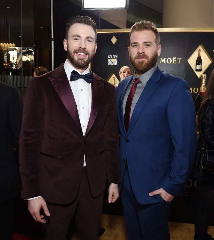 Chris Evans's little brother is actor Scott Evans, who's best known for playing police officer Oliver Fish on the ABC daytime soap opera "One Life to Live."