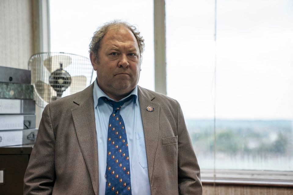 Mark Addy plays DS Stan Jones