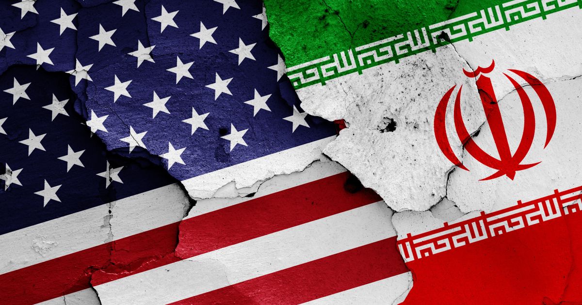 アメリカとイランの指導者 国旗を掲げてtwitter上で口撃合戦 ハフポスト
