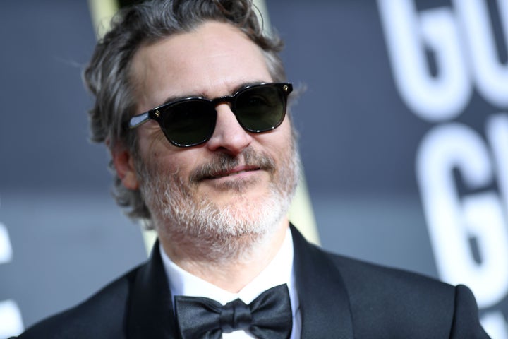 Joaquin Phoenix, en la alfombra roja de los Globos de Oro de 2020.