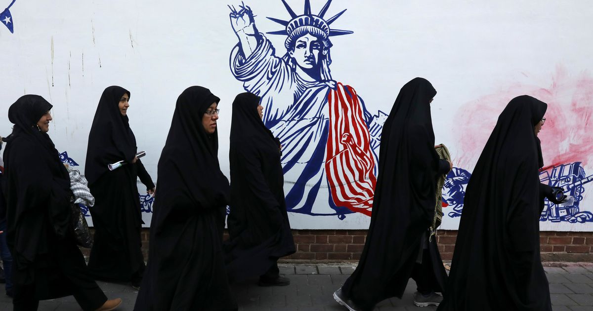Как ответит иран на агрессию израиля. Иран и иранцы и иранки. Иранские женщины 2020. Восток Иран. Суд в Иране.