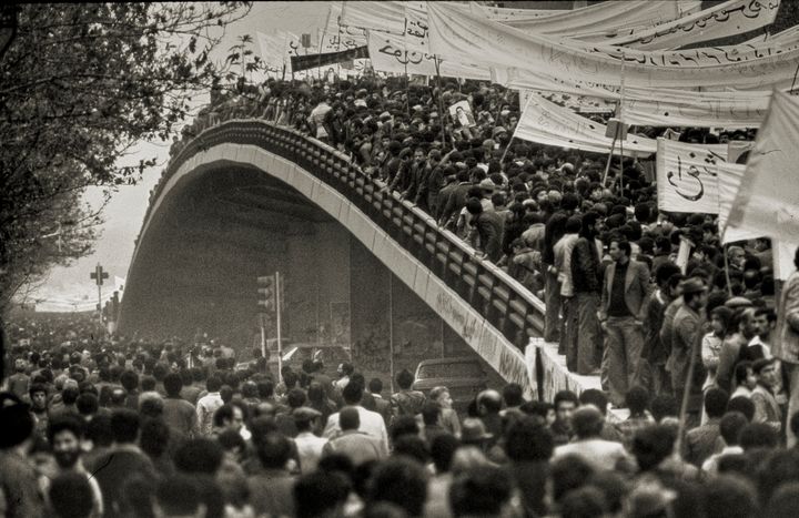 <strong>Crowds gather in Tehran for the return of Ayatollah Khomeini.</strong>