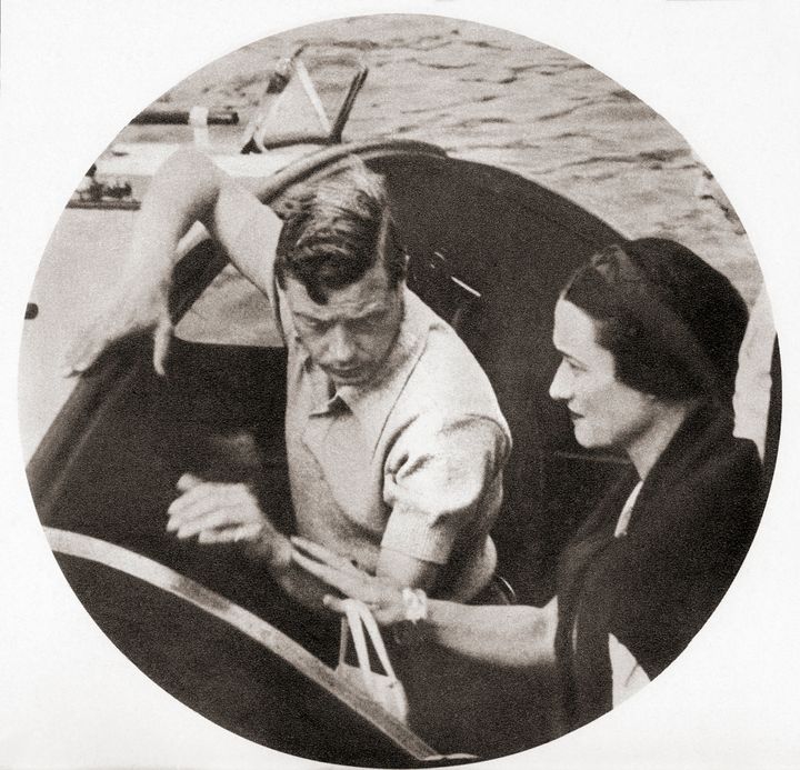 Ο Εδουάρδος VIII και η Γουάλις Σίμπσον σε κρουαζιέρα στα νερά της Μεσογείου το 1936 πριν το γάμο τους. 