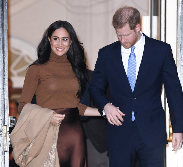 Harry And Meghan: Royal Family Locked In Crisis Talks As Queen Demands Workable Solution For Couple Within Days