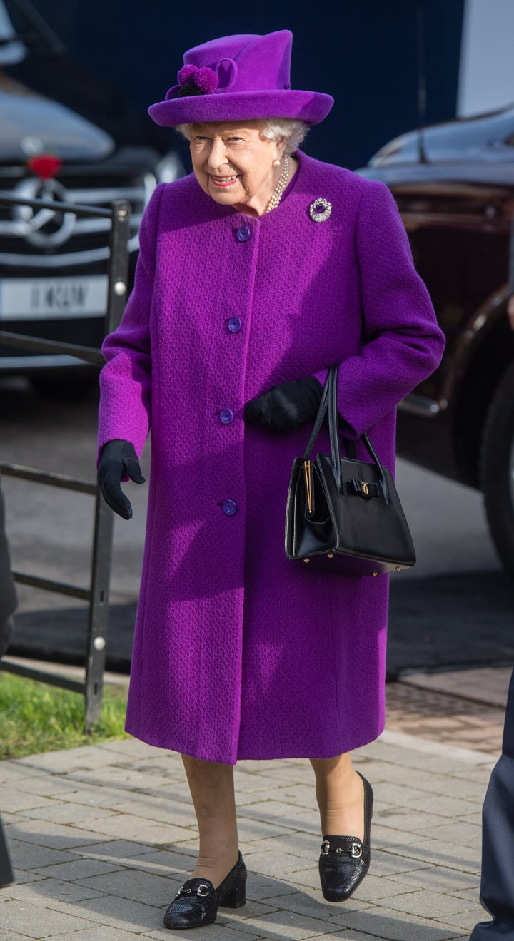 The queen in a color we're more used to seeing her in on Nov. 6, 2019. 