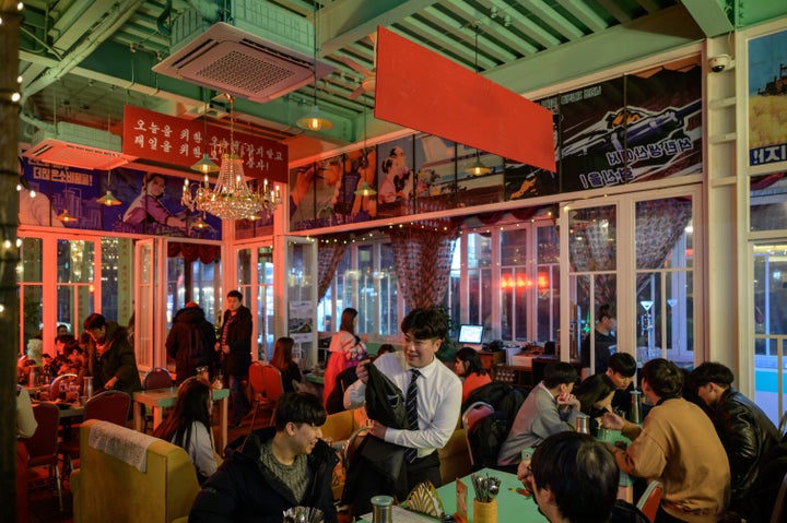 Bar Pyongyang, dans le quartier de Hongdae, à Séoul.
