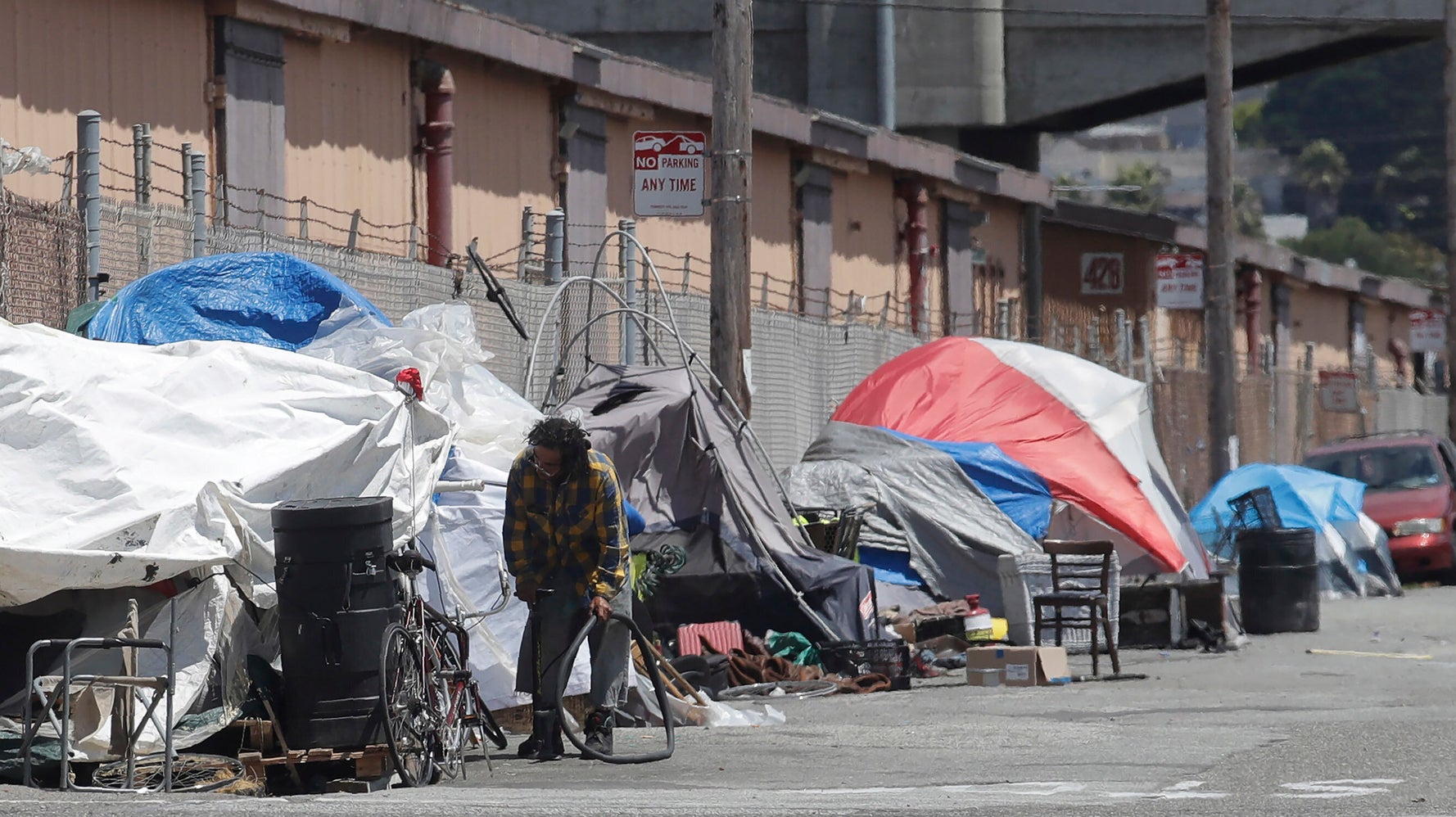 California Cities That Don't Reduce Homelessness Could Be Sued Under ...