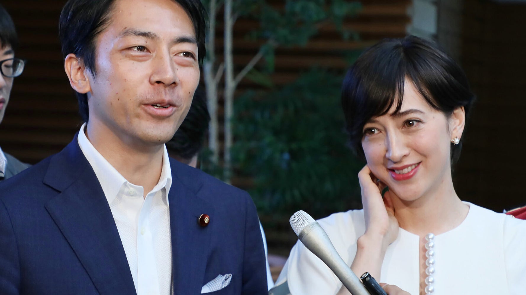 小泉進次郎氏に男児誕生 挑戦しようとする時は 心配されることもある 閣議後会見 ハフポスト 小泉進次郎氏に男児誕生 挑戦しようとする時は 心配されることもある 閣議後会見 ハフポスト