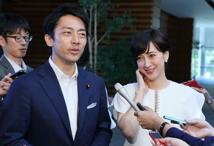 小泉進次郎環境相と妻の滝川クリステルさん（2019年8月）