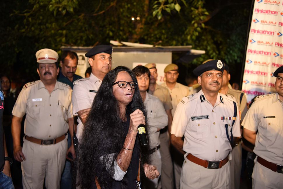 Acid attack survivor Laxmi Agarwal participates in the The Fearless Run, a midnight run of 5 kilometers which was organised by the Delhi Police.