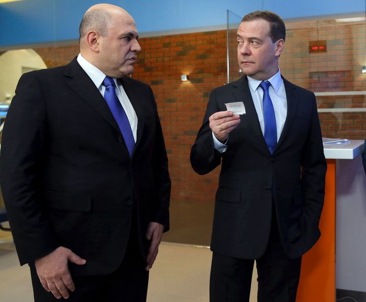 O επόμενος και ο πρώην πρωθυπουργός της Ρωσίας, Μισουστιν και Μεντβιέντεβ. 