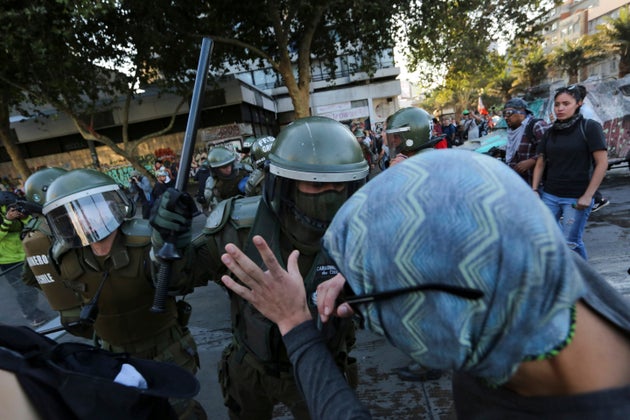 Μια στις 4 χώρες πλήττεται από αναταραχές - Φουντώνει ο παγκόσμιος αναβρασμός το