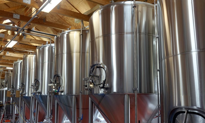 Dietilenoglicol, que causou infecção, é raramente utilizado como anticongelante no sistema de refrigeração de cervejas.
