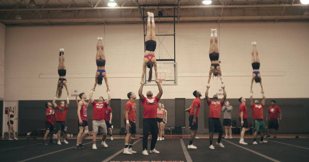 1200px x 630px - This Is Your Body On Cheerleading | HuffPost Life