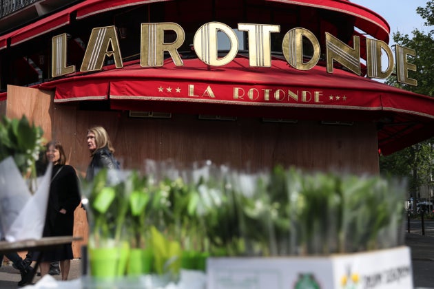 Incendie A La Rotonde Un Suspect En Garde A Vue Le Huffpost