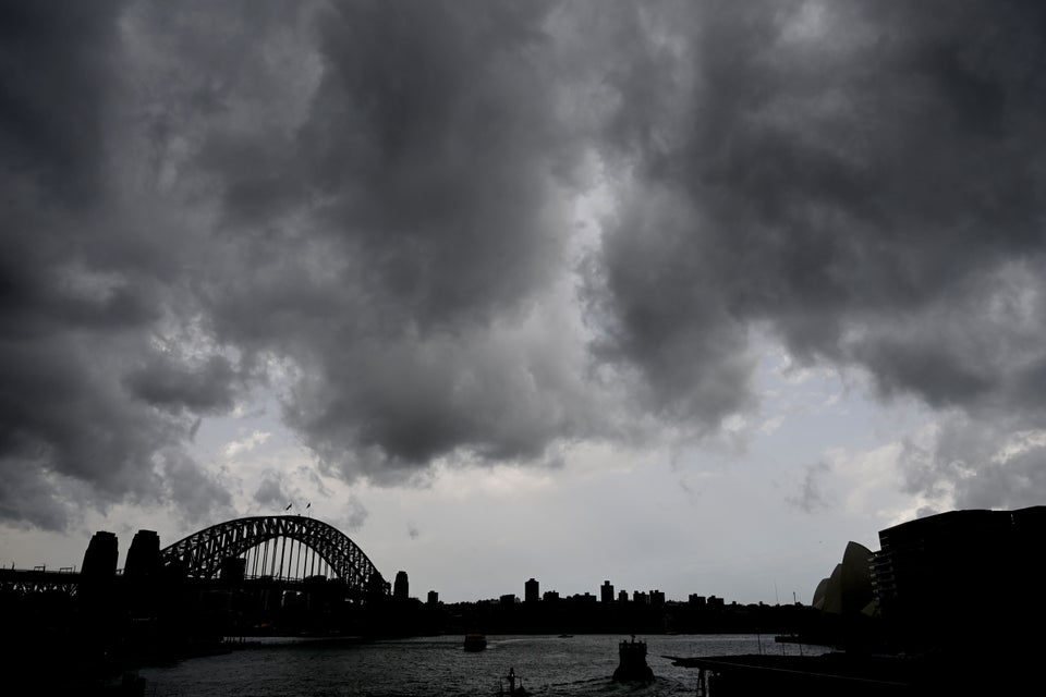 Now Australia Is Hit By Massive Hailstones, Dust Clouds And Lightning Strikes – All In One Day