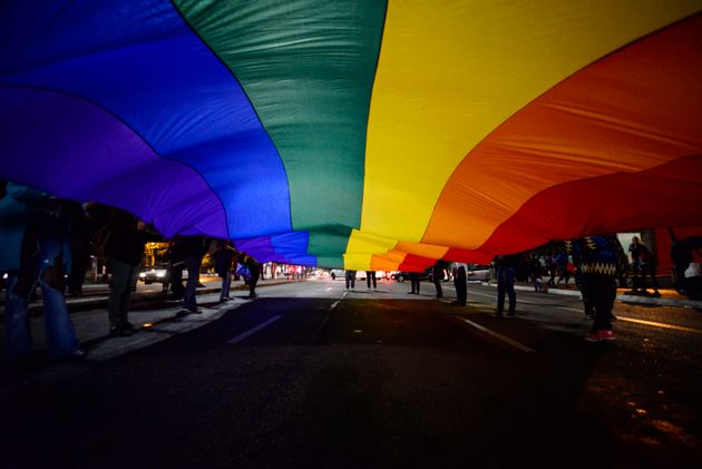 Em 2017, manifestantes LGBT protestam contra decisão que autorizava a 