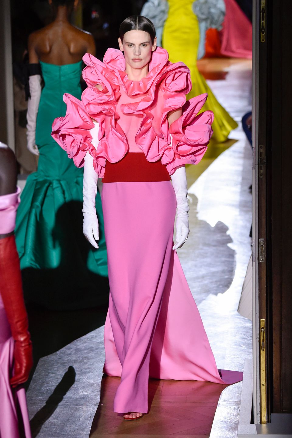 The Paris Couture Fashion Week Looks That We NEED Someone To Get ...