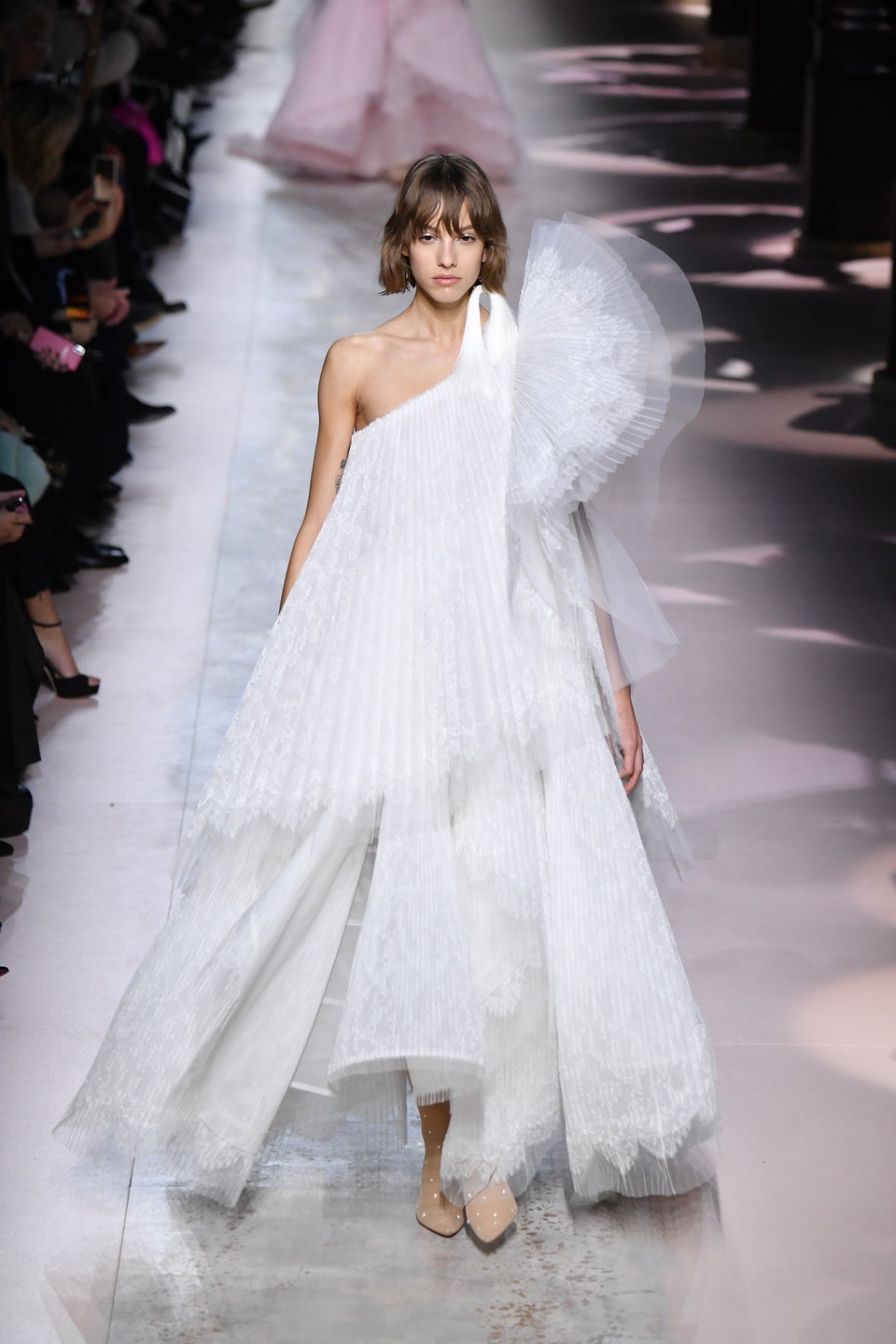 The Paris Couture Fashion Week Looks That We NEED Someone To Get ...