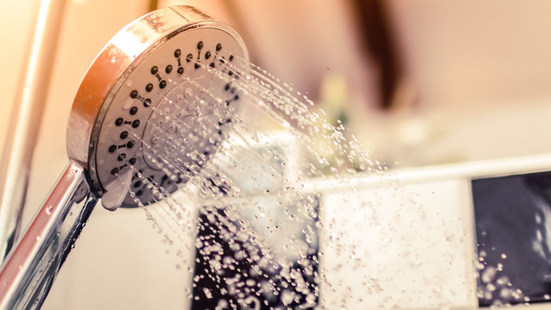 Freezing Cold Showers Are Actually Good For You Heres Why Huffpost 