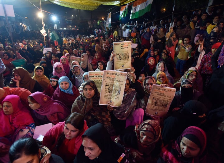 Muslim women protest against CAA, NRC and NPR at Shaheen Bagh, near Kalindi Kunj, on January 18, 2020 in New Delhi, India. 